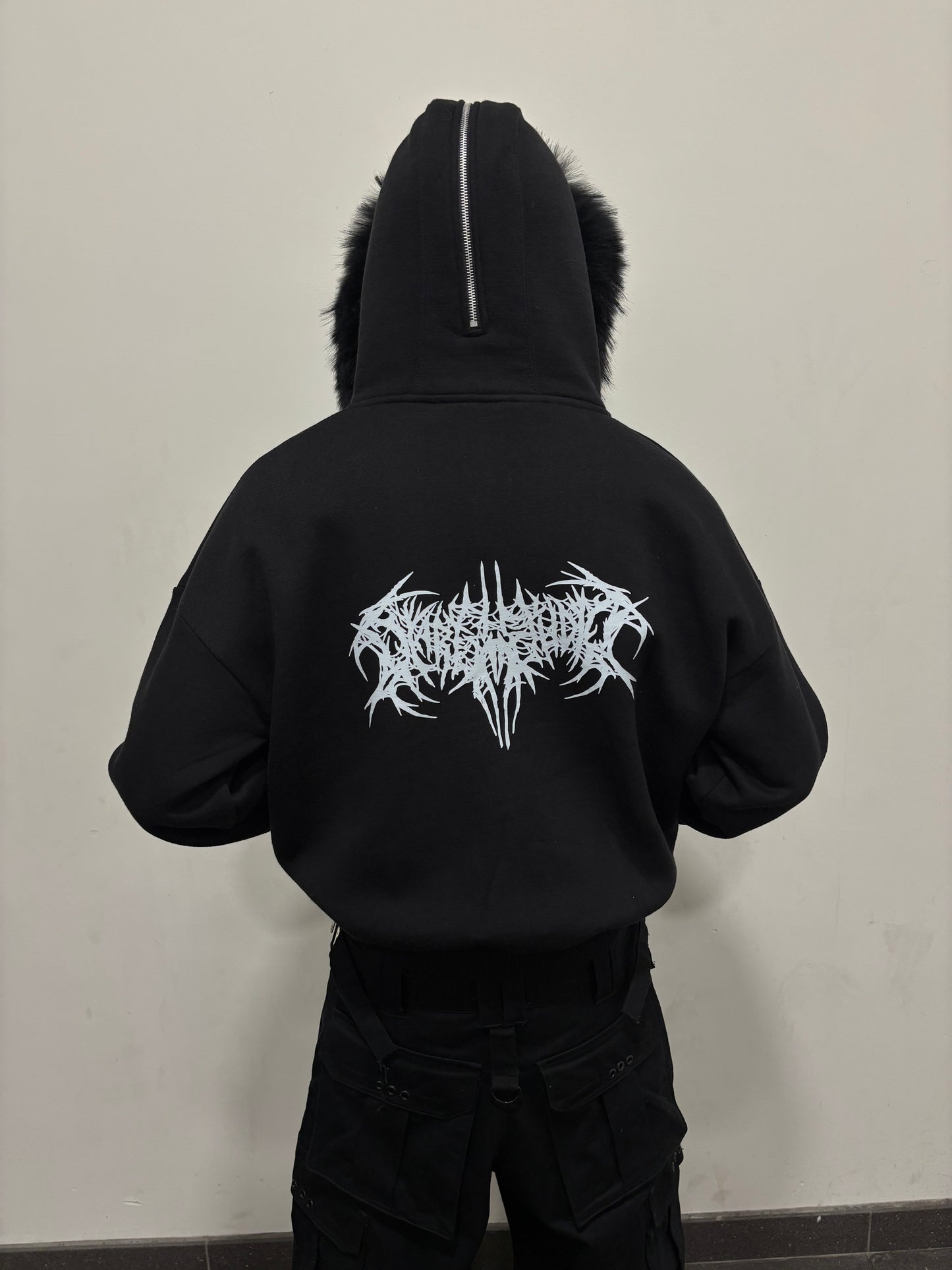 TRIBAL RAGE BLACK FUR ZIPPER