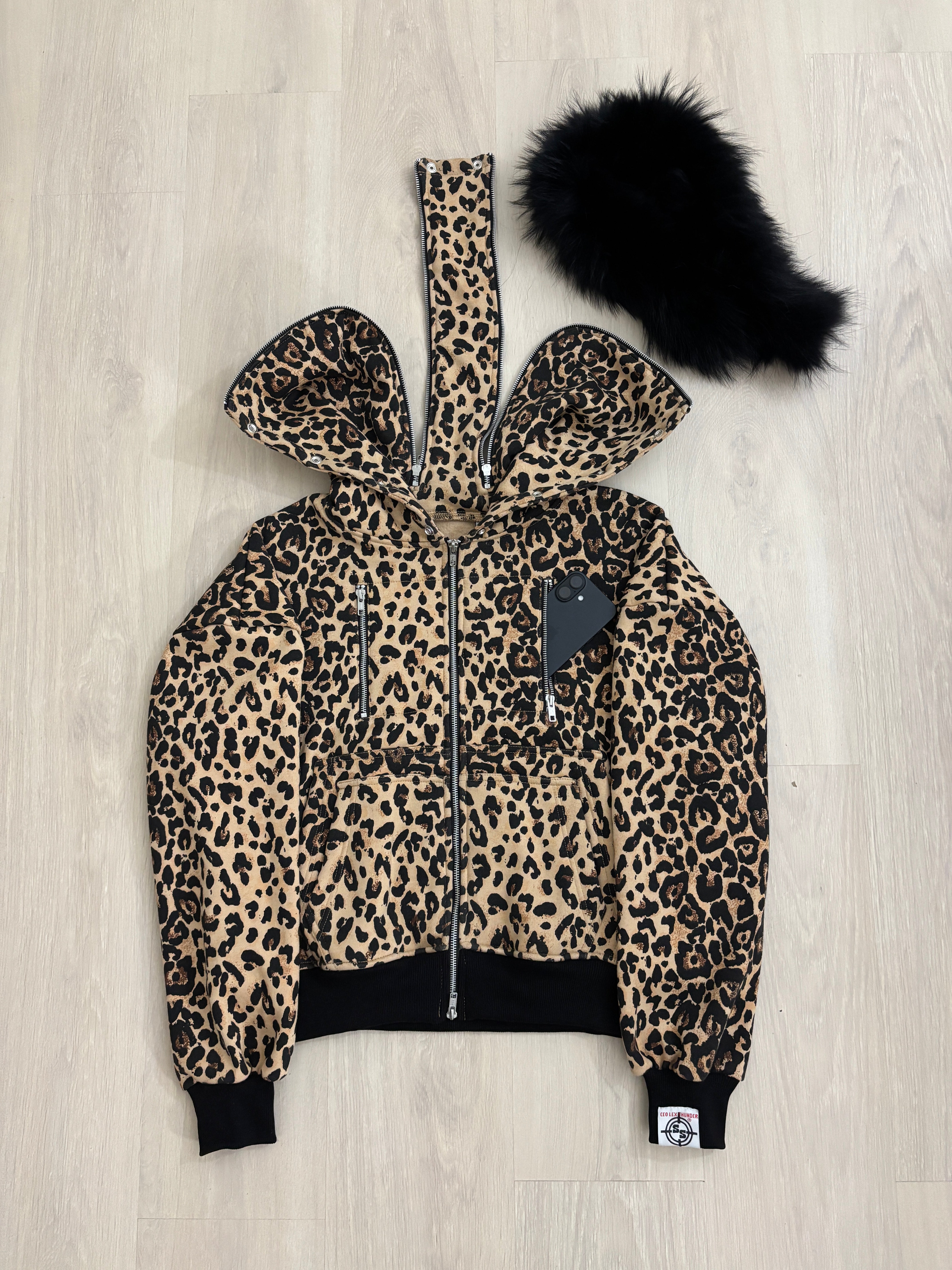 CHEETAH-PRINT CARPENTER TECH FUR ZIPPER – SCARESSTUDIO