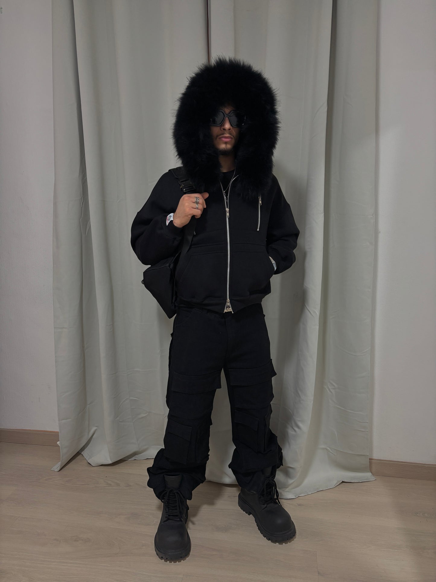 BLACK CARPENTER TECH FUR ZIPPER