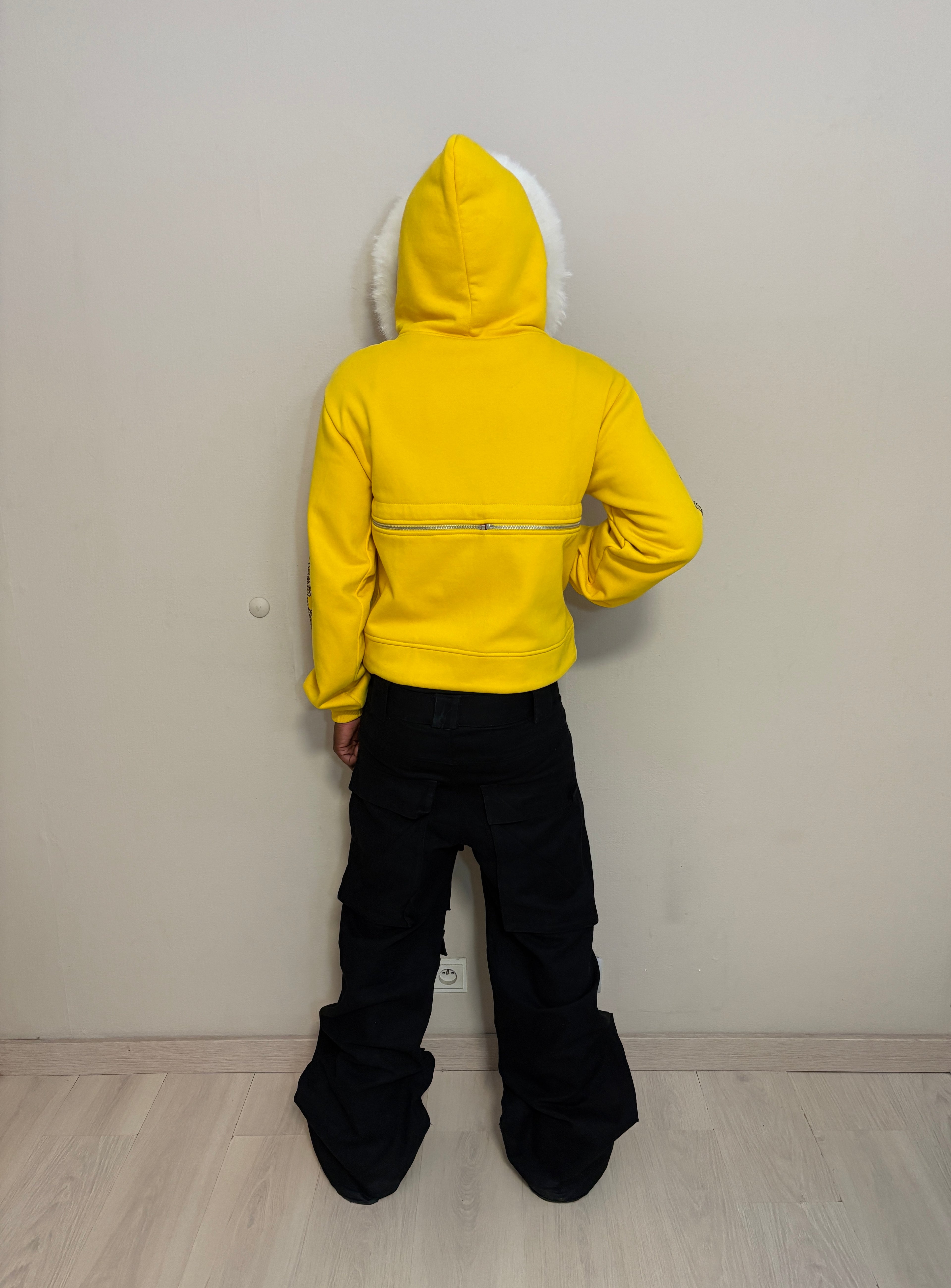 HIDDEN THRONE YELLOW CROSS-ZIPPER