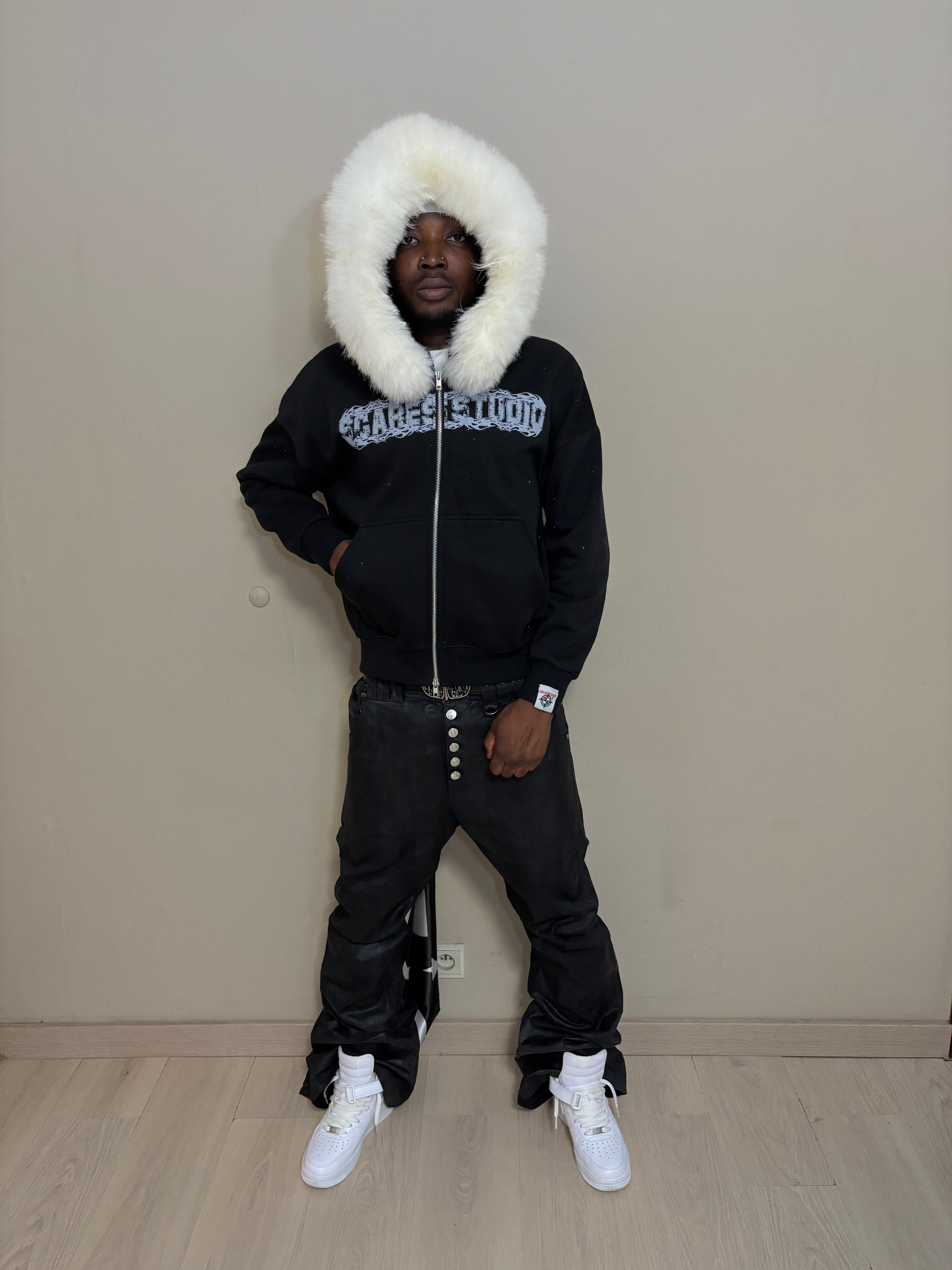 NIGHT STARS BLACK FUR ZIPPER
