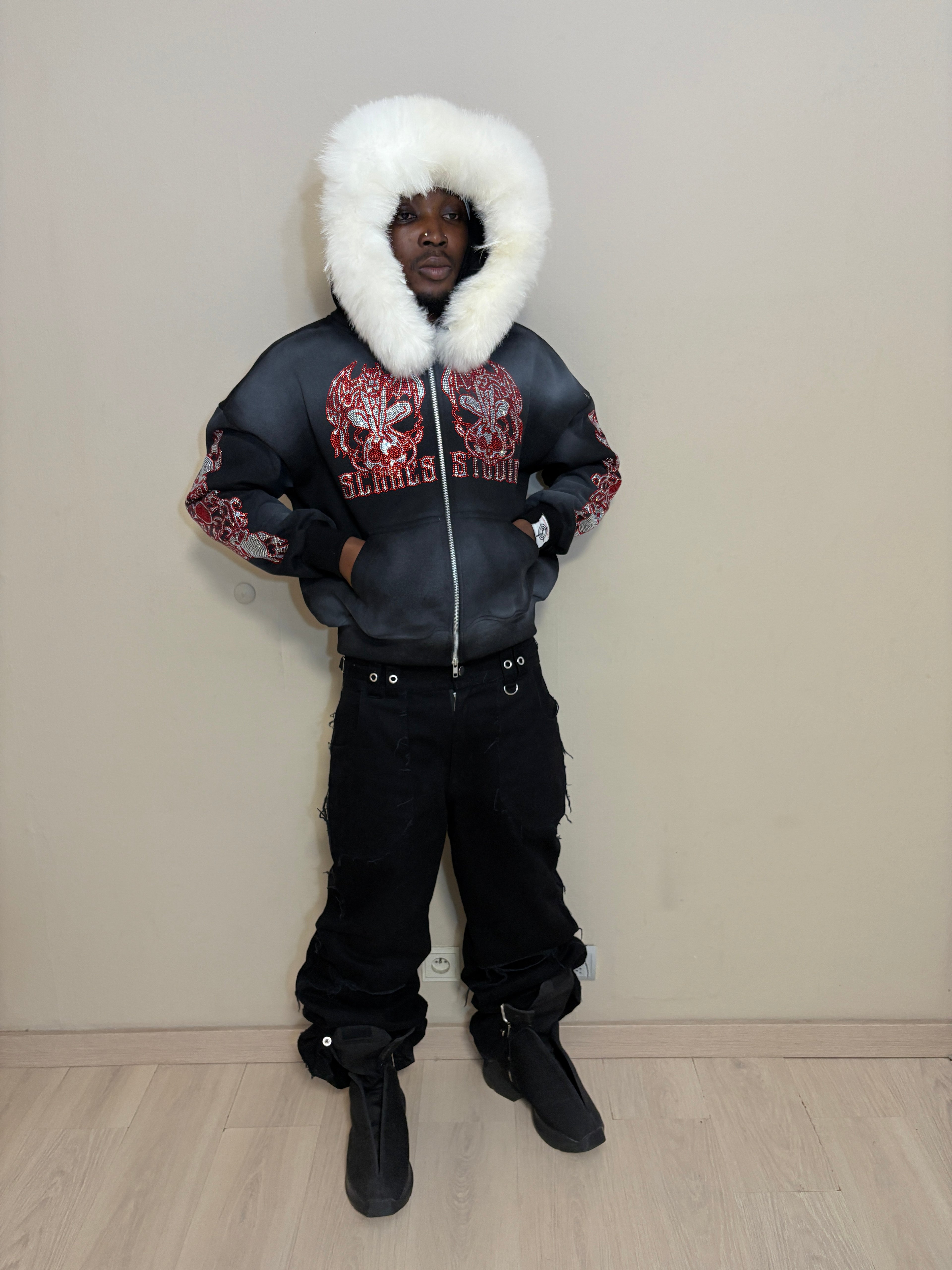 SKULL FALLEN ANGELS RED & WHITEFUR ZIPPER