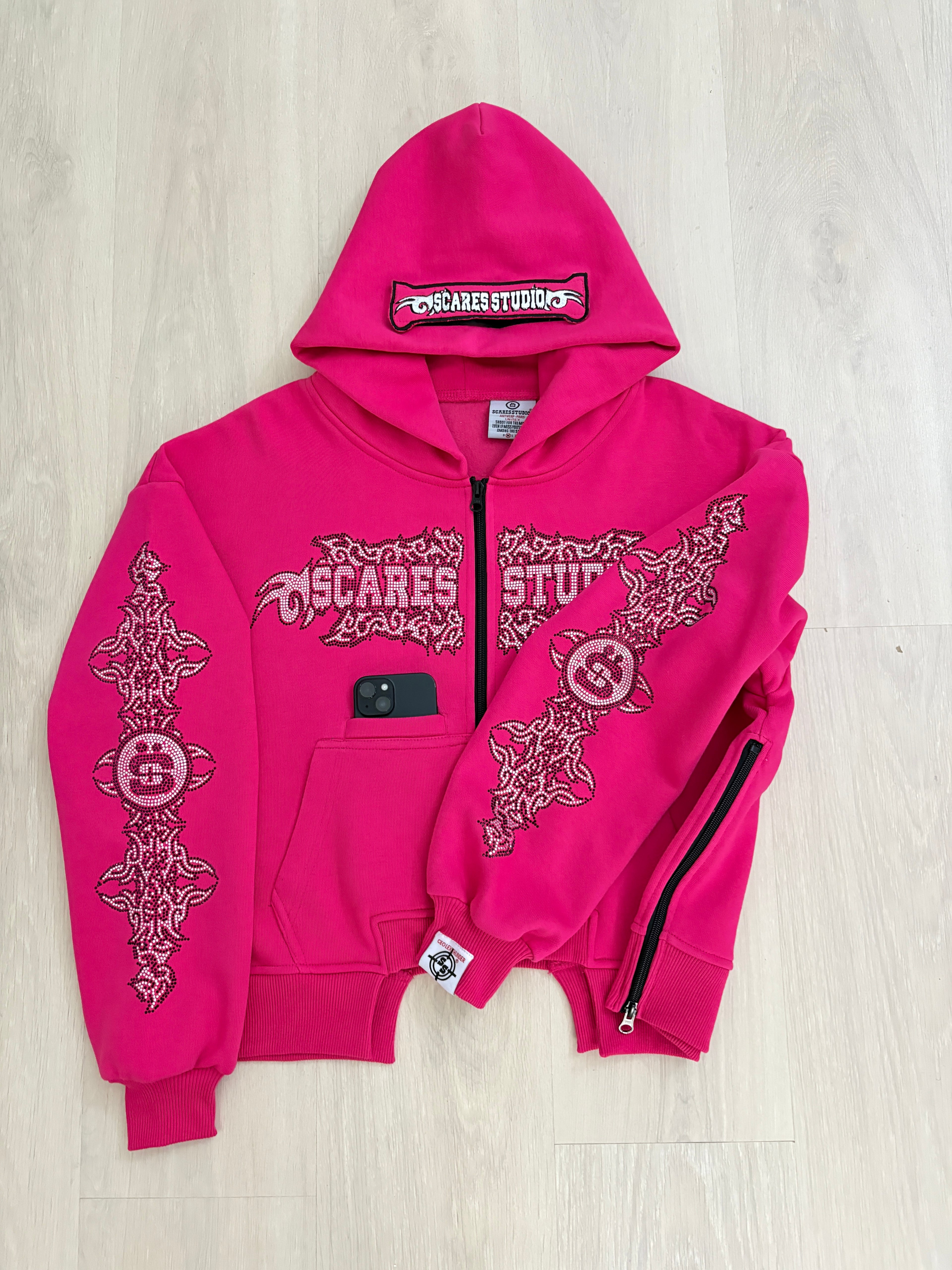 SIGNATURE HOT PINK TECH. ZIPPER