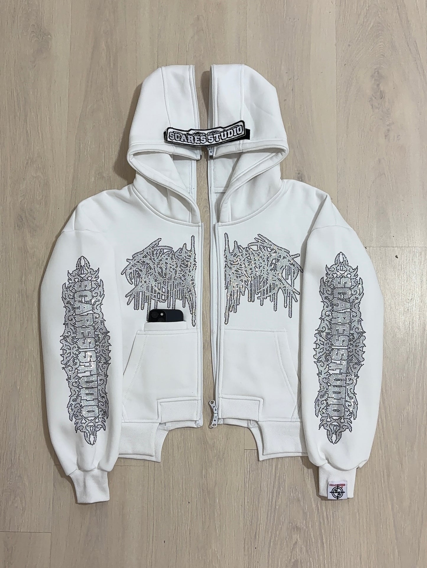 ARAB MANI WHITE TECH. ZIPPER