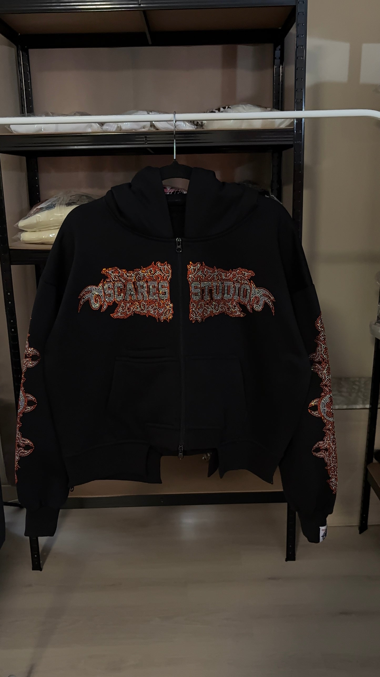 SIGNATURE BLACK & ORANGE TECH. ZIPPER