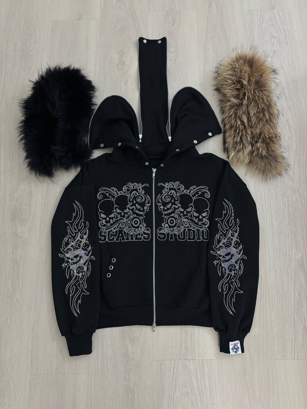 SKULL RAVE BLACK FUR ZIPPER