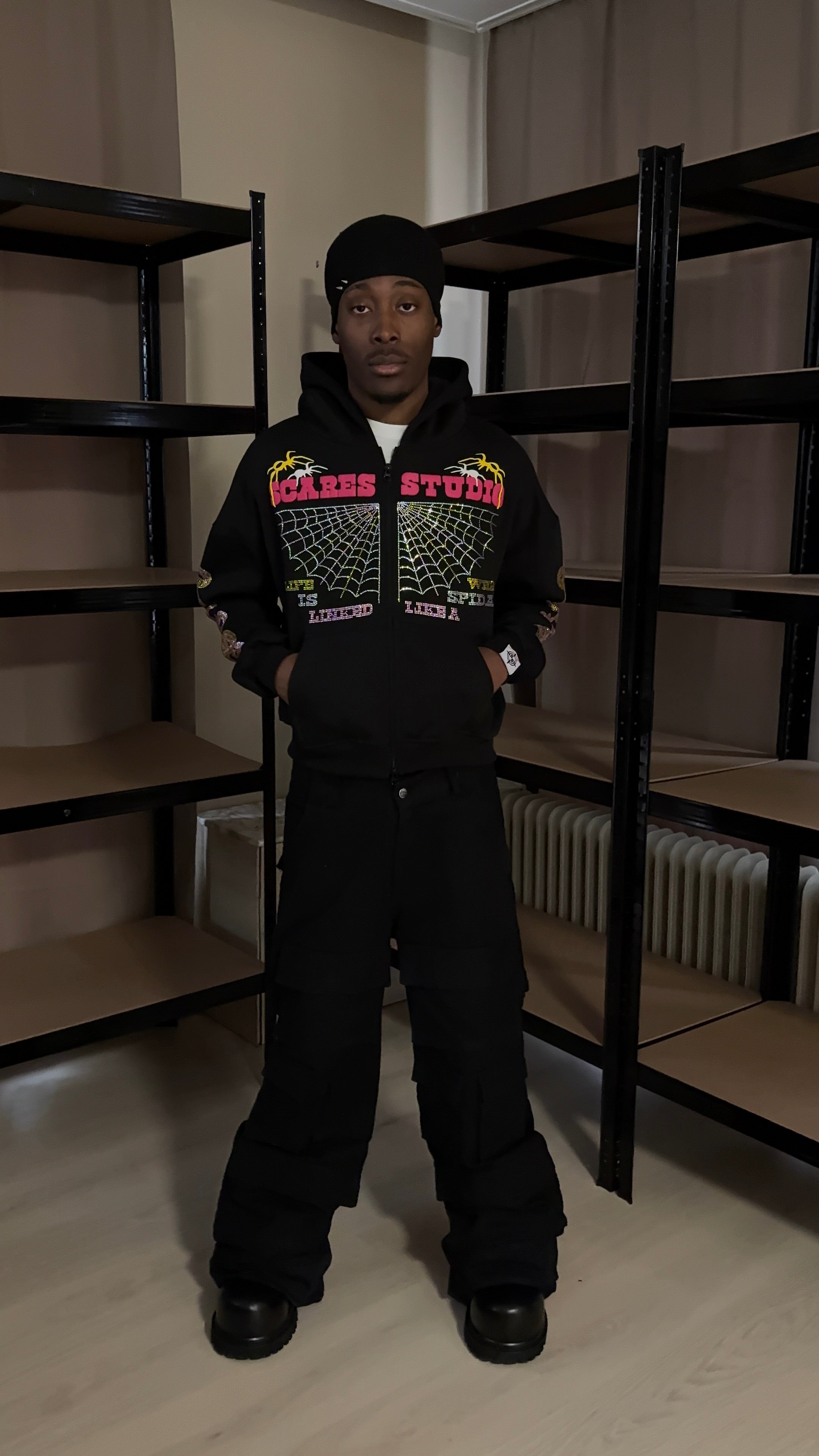 SPIDA WEB BLACK AND YELLOW ZIPPER