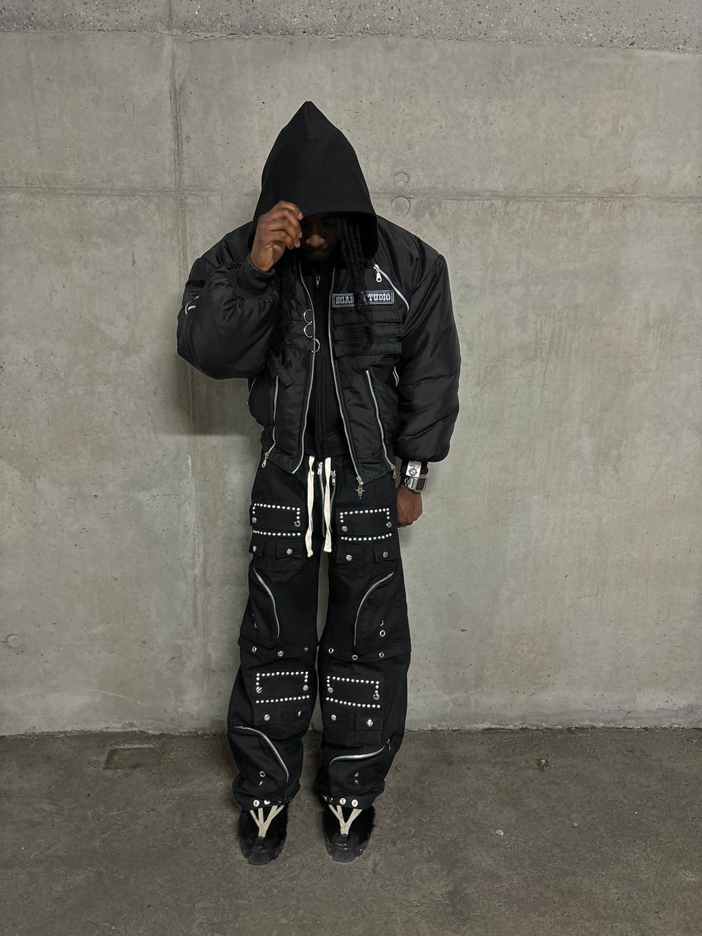 STUDS BAGGY CARGO (JORTS) CANVAS PANTS