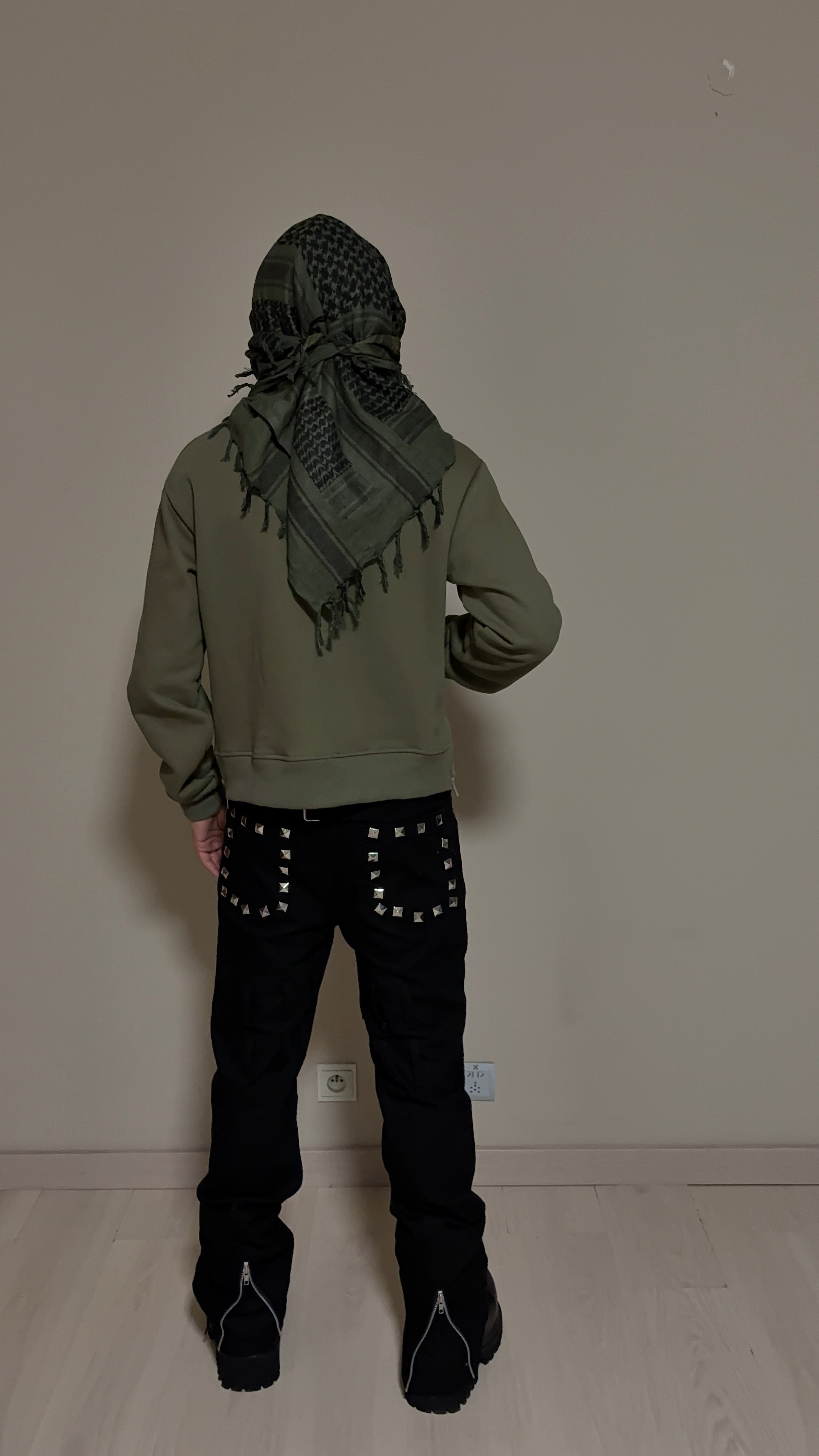 VAMP H.Q ARMY GREEN TURBAN SCARF ZIPPER