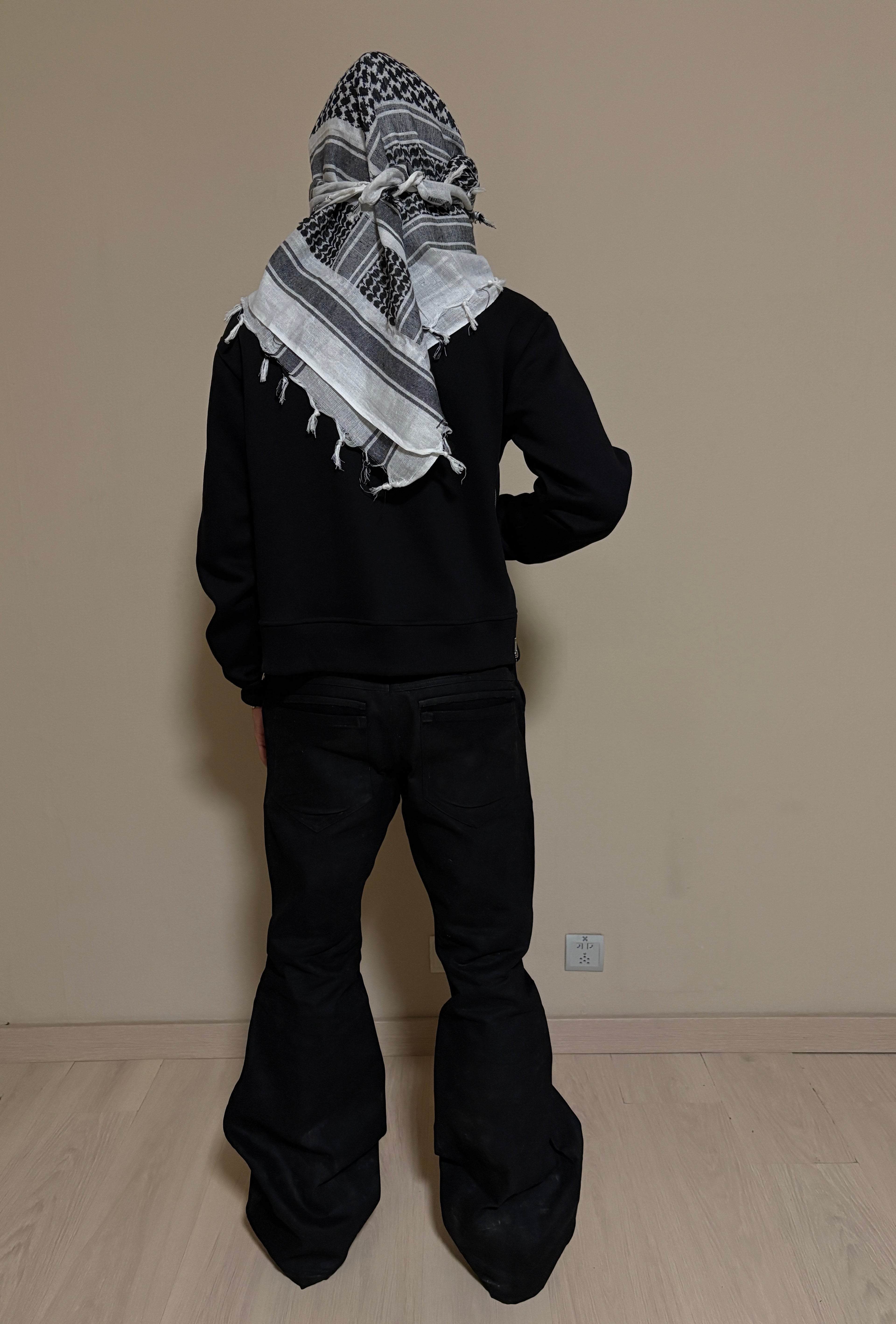 N.G.A TURBAN SCARF ZIPPER