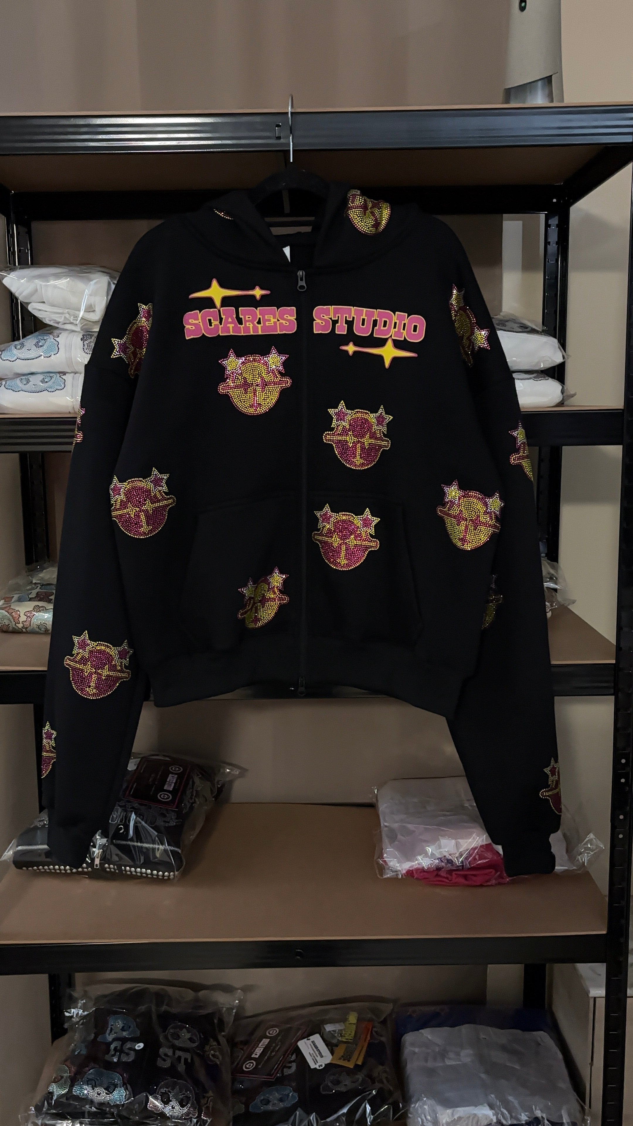 BLACK CARTOON STARS ZIPPER HOODIE