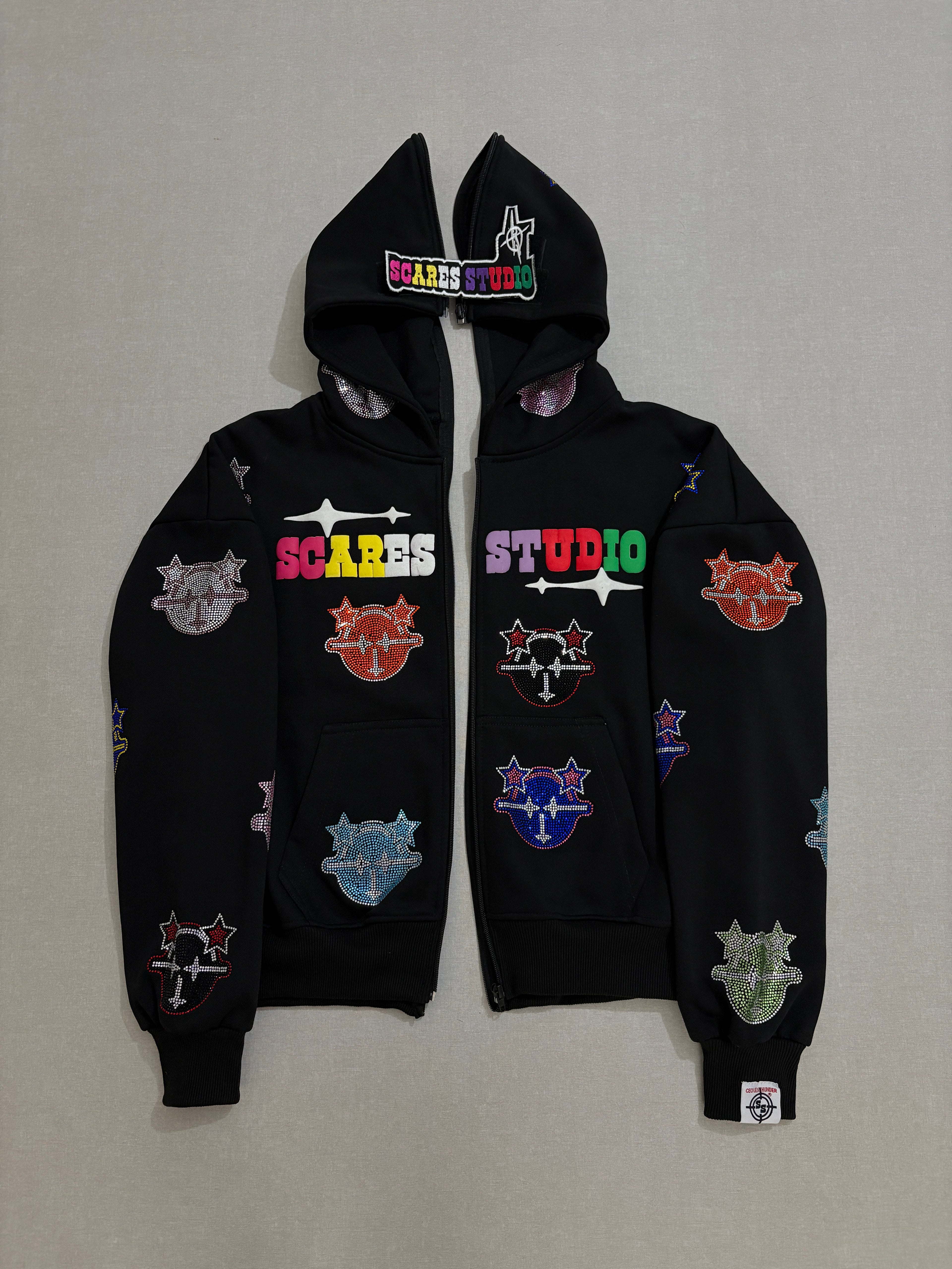 BLACK MULTI-COLOUR CARTOON STARS ZIPPER