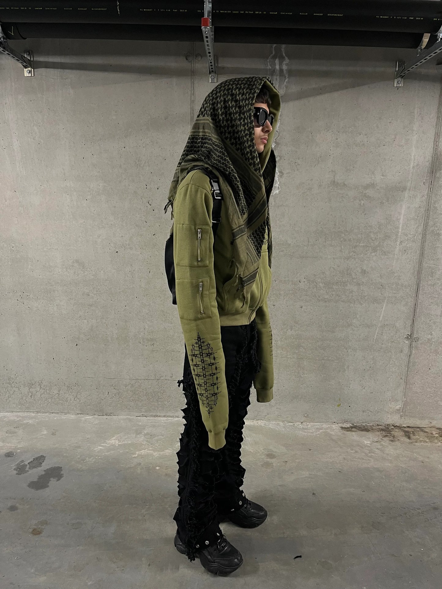 ARMY GREEN TURBAN SCARF ZIP-UP HOODIE (EIGHT ERROS)