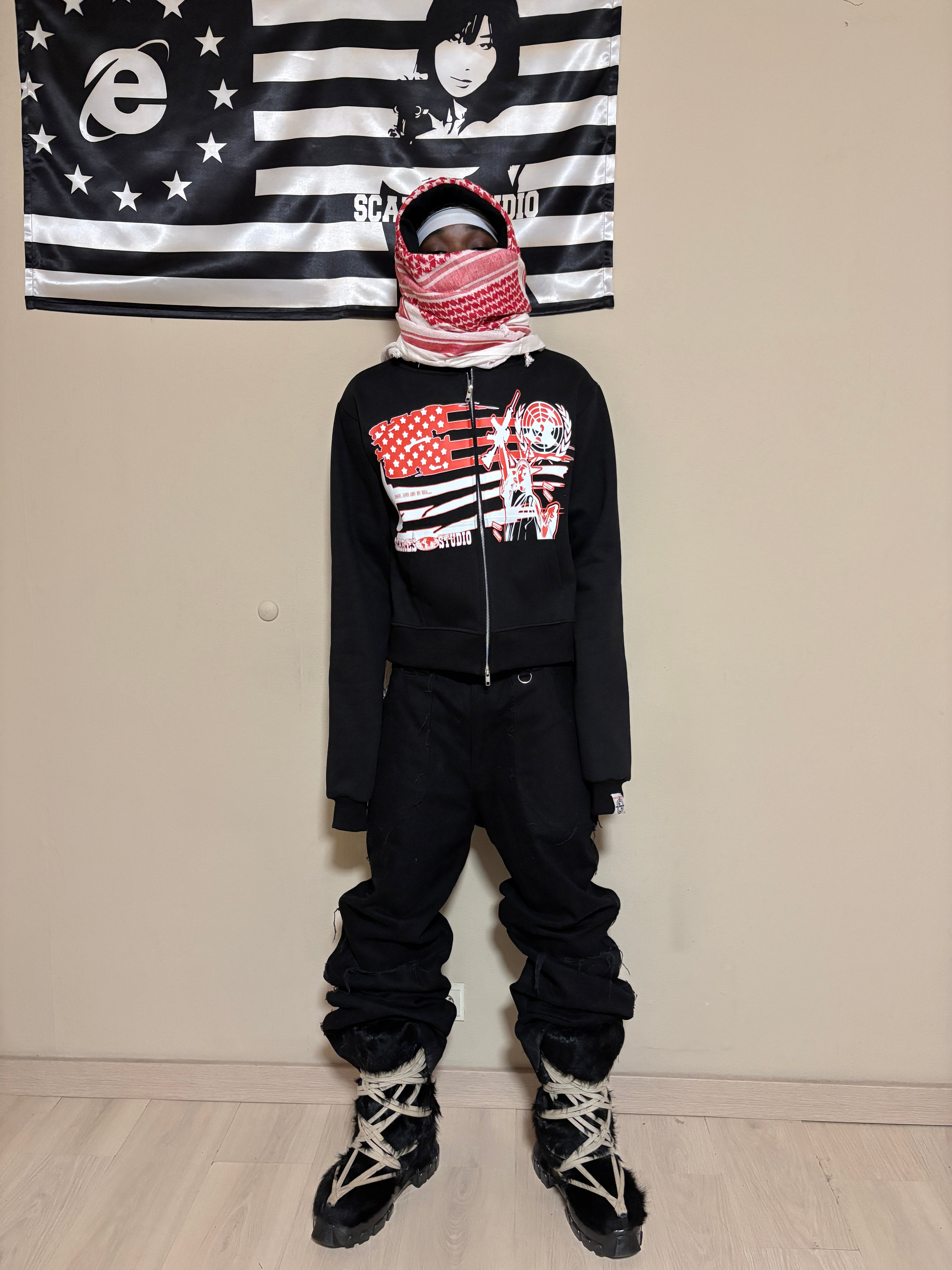 N.G.A RED & WHITE TURBAN SCARF ZIPPER