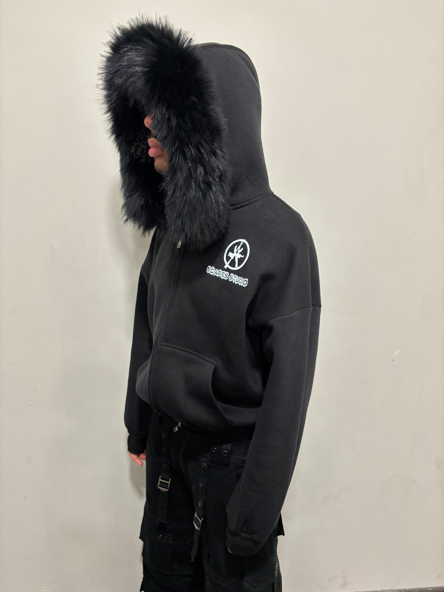 TRIBAL RAGE BLACK FUR ZIPPER